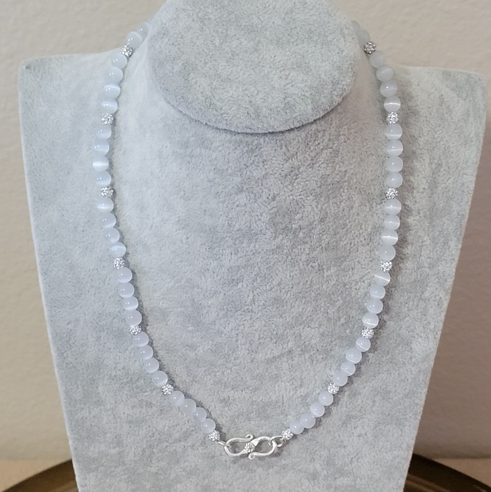 Lovely White Moonstone Necklace With Silver Rhinestone Beads - Picture 4 of 6